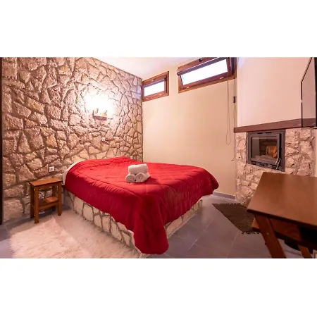 4 Epohes Elati (Trikala)