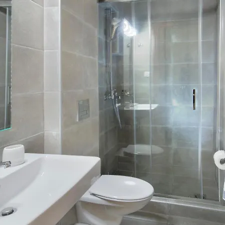 4 Epohes Guest house