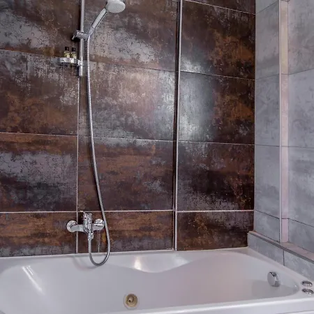 Maison d'hôtes 4 Epohes Eláti