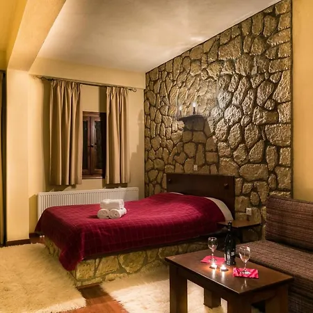 Maison d'hôtes 4 Epohes Eláti