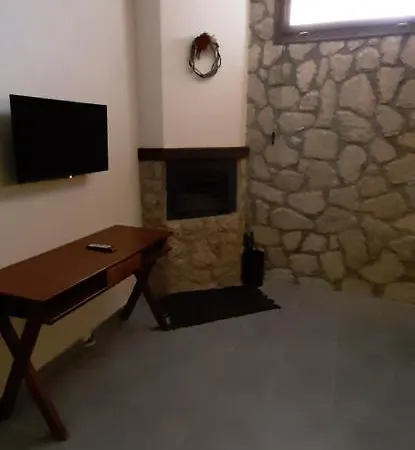 4 Epohes Guest house *