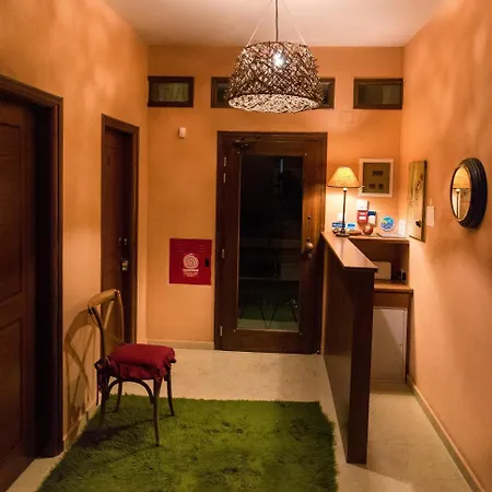 4 Epohes Guest house